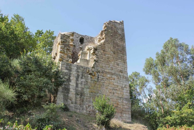 Torre de Fornelos en Crecente, Spain